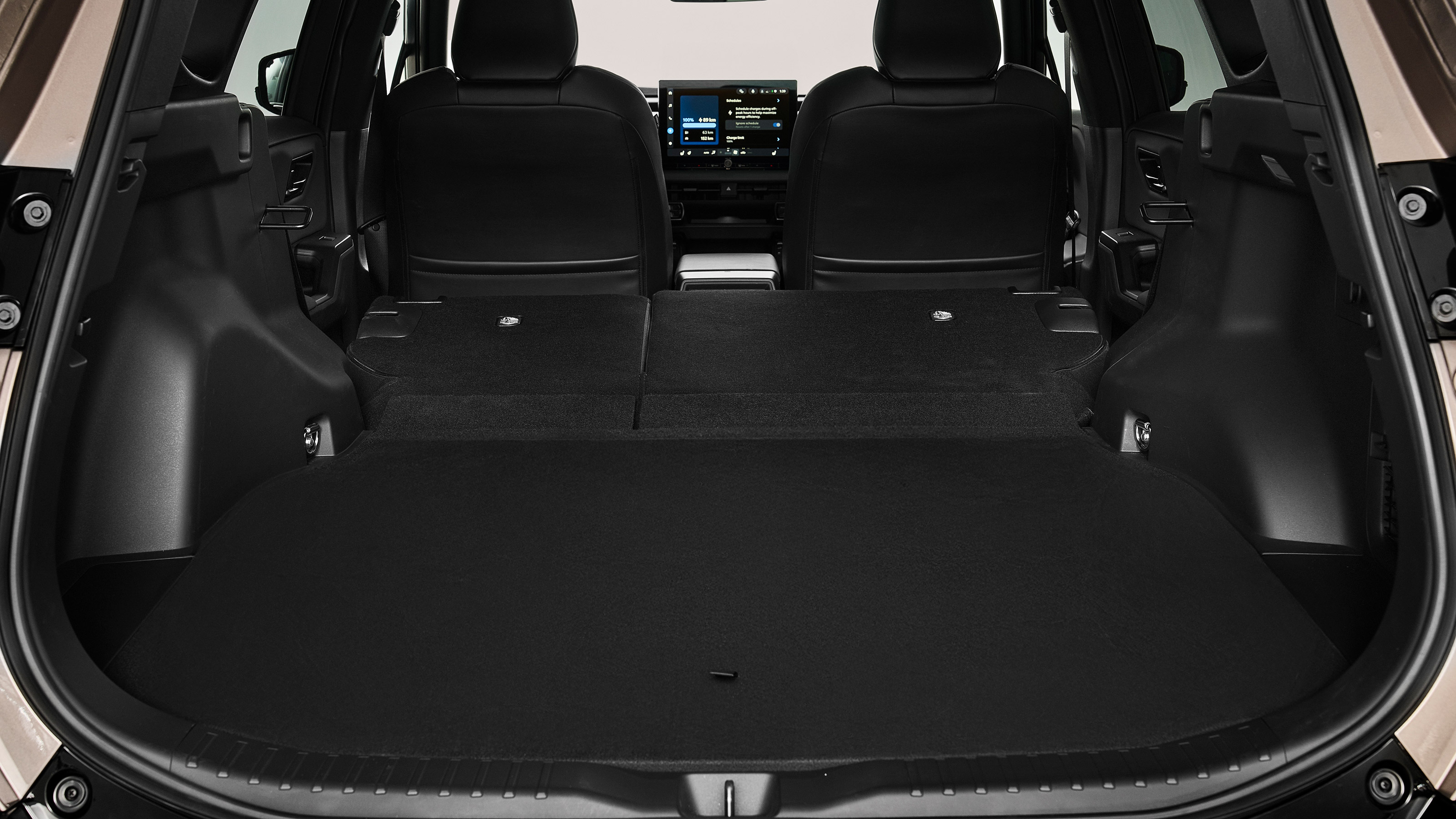 Toyota RAV4 - boot seats down