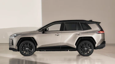 Toyota RAV4 - side