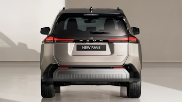 Toyota RAV4 - full rear