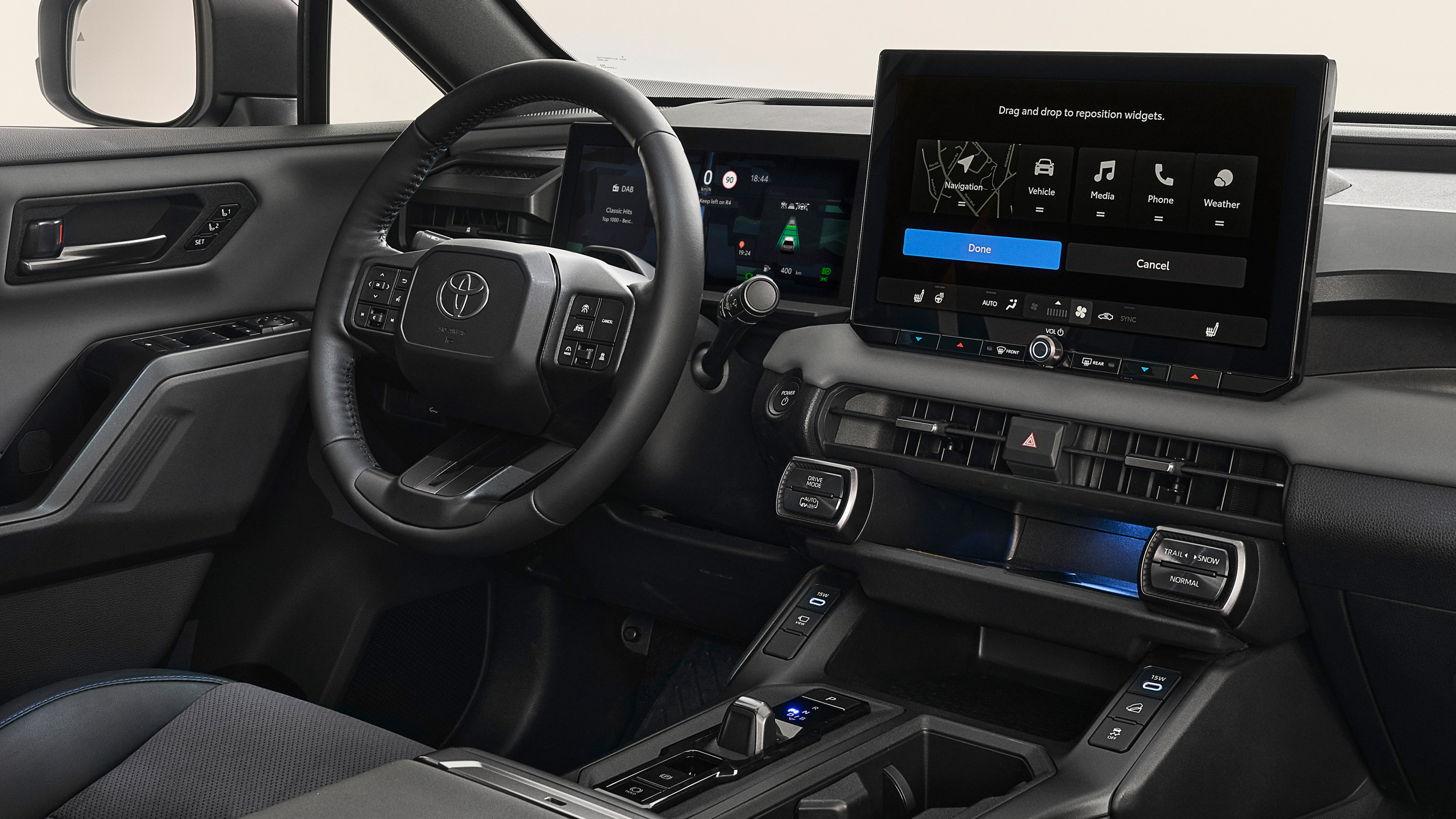 Toyota RAV4 - interior