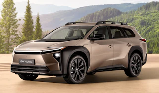 Toyota bZ4X Touring - front