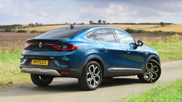 Used Renault Arkana - rear