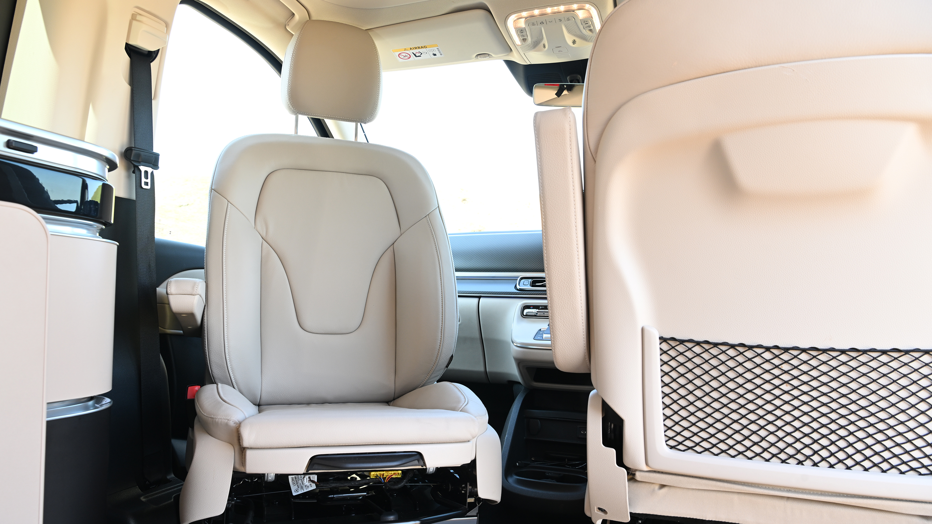 Mercedes Marco Polo - front captains chair 