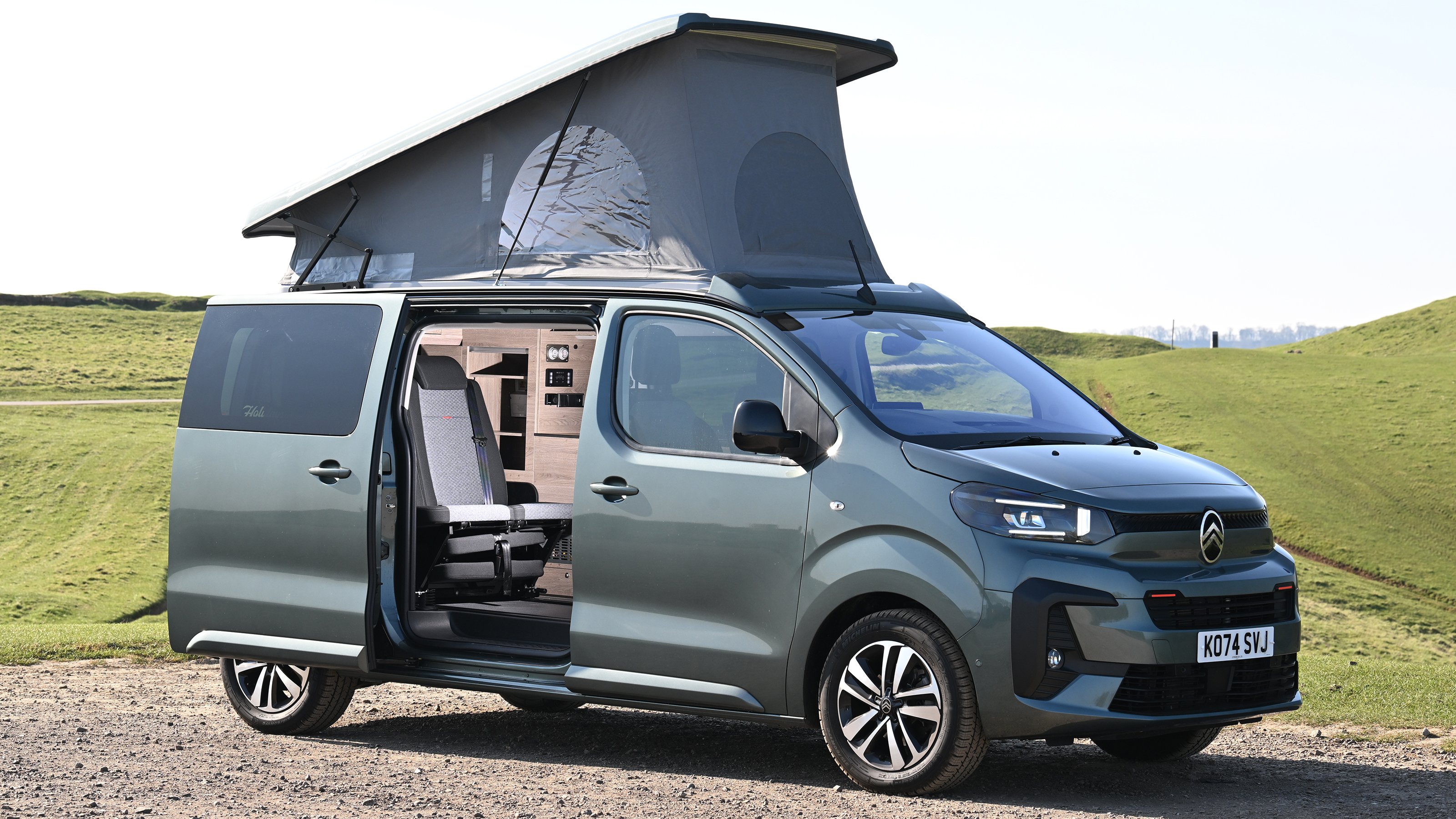 Citroen Holidays - front static with roof tent out 
