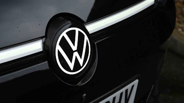 Volkswagen ID.7 Tourer - illuminated badge