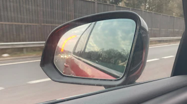 Volvo EC40 - door mirror