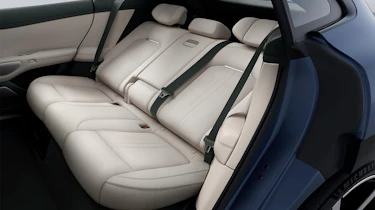 Xiaomi YU7 - rear seats
