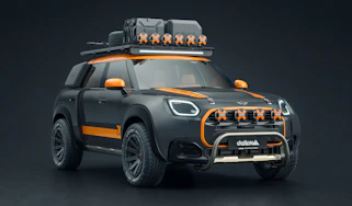 Delta4x4 MINI Countryman - front