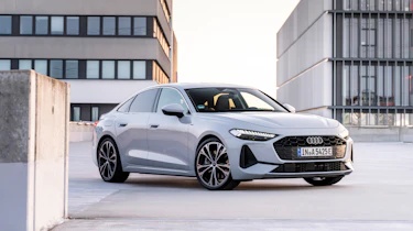 Audi A5 e-hybrid quattro static front