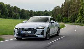 Audi A5 e-hybrid quattro front