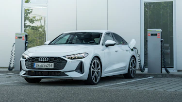 Audi A5 e-hybrid quattro charging