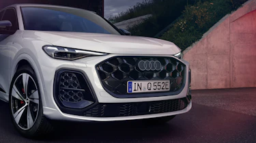 Audi Q5 e-hybrid - front detail