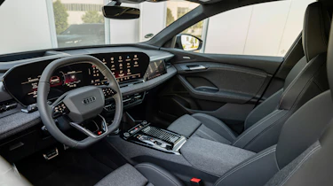 Audi Q6 Sportback e-tron dash