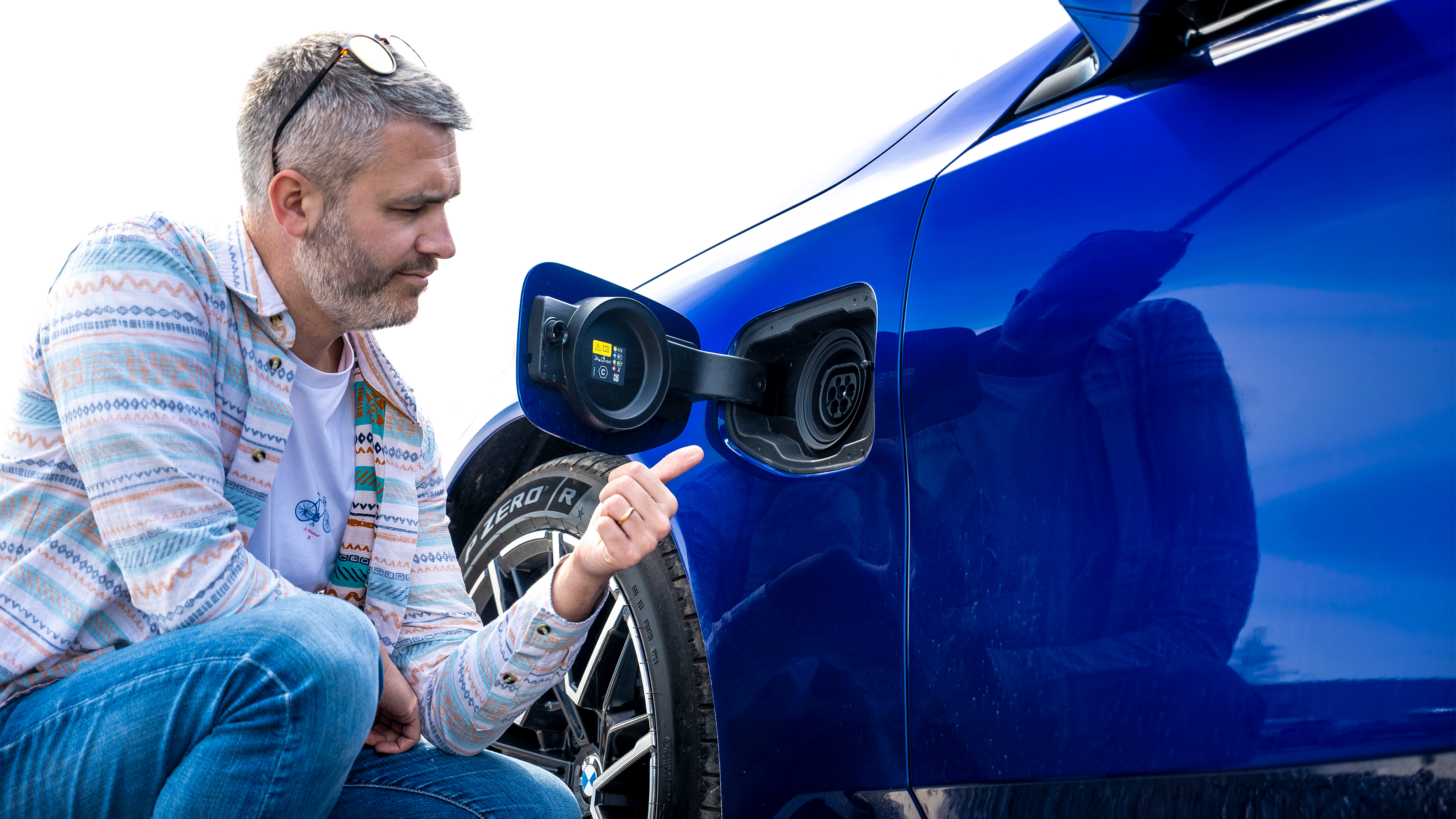 BMW 530e Touring LT test - M5 charging socket