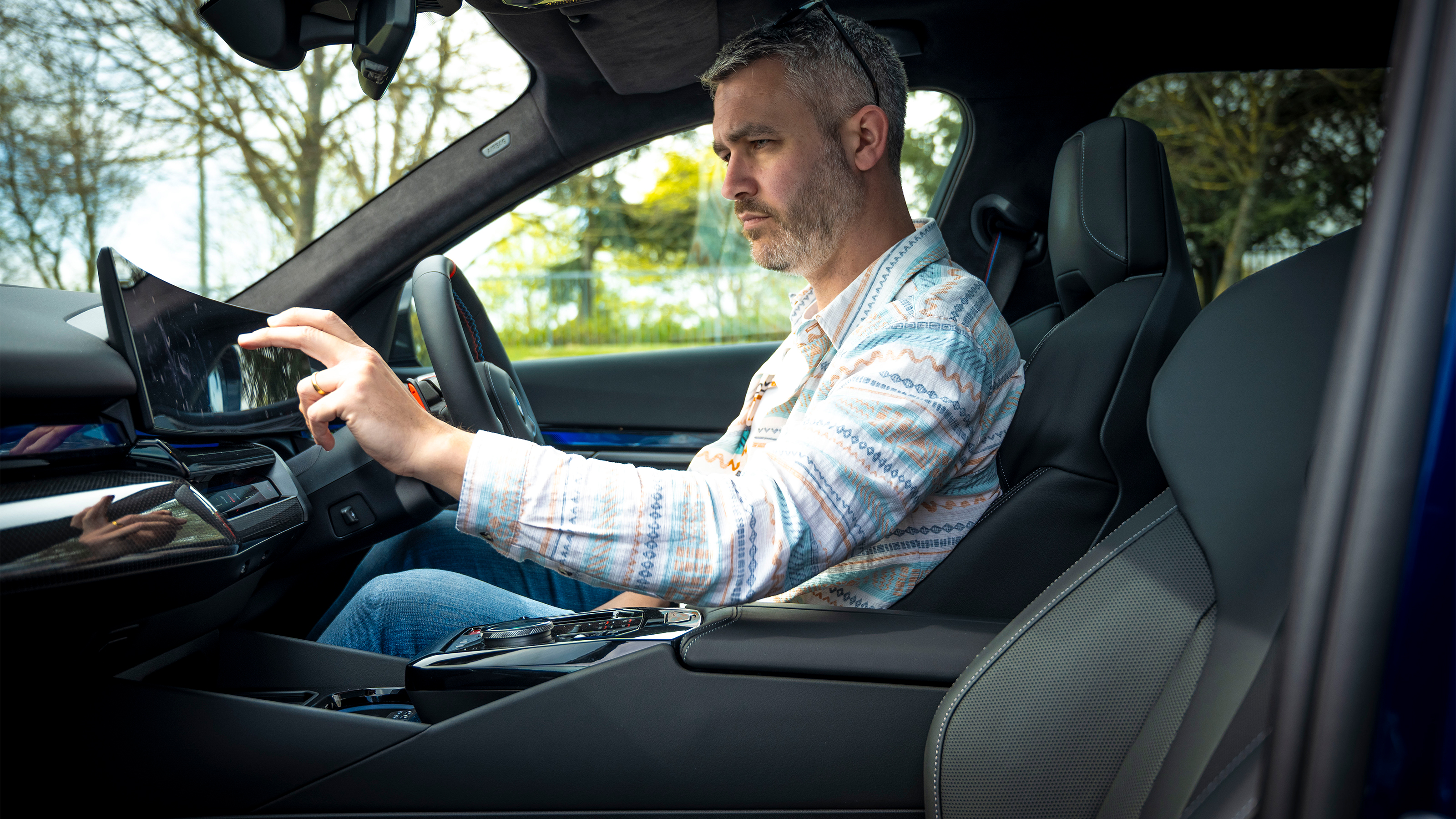 BMW 530e Touring LT test - BMW M5 interior