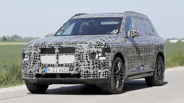 BMW X7 - front tracking