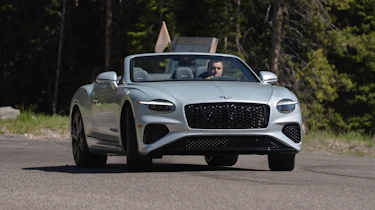Bentley Continental GTC Azure - front action