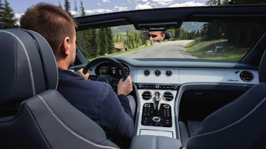 Bentley Continental GTC Azure - driving