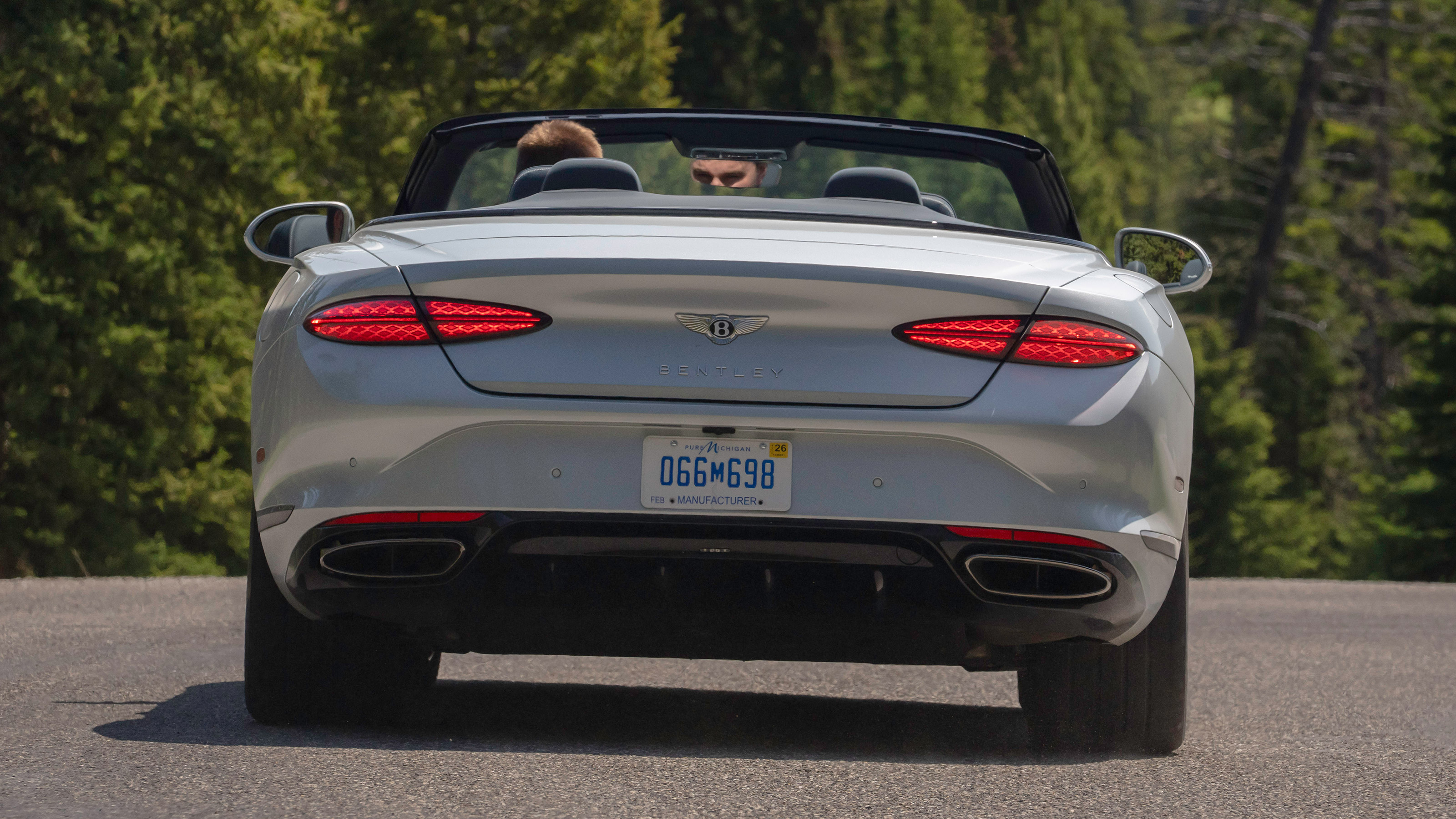 Bentley Continental GTC Azure - rear action