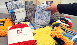 Best car wash mitts 2025