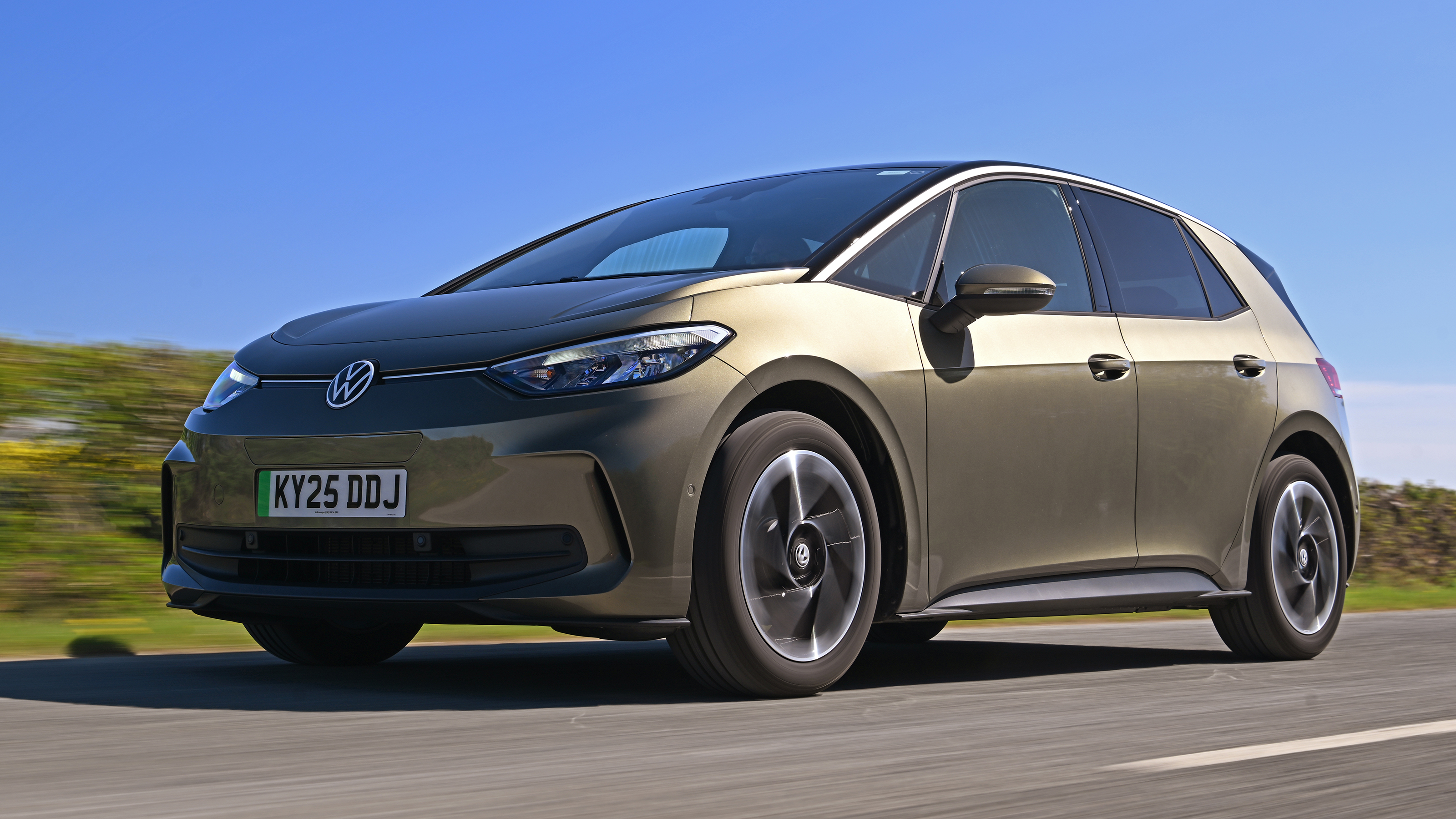Volkswagen ID.3 - front tracking 