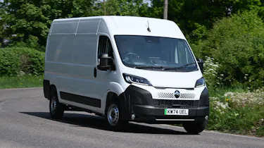 Citroen e-Relay - front cornering