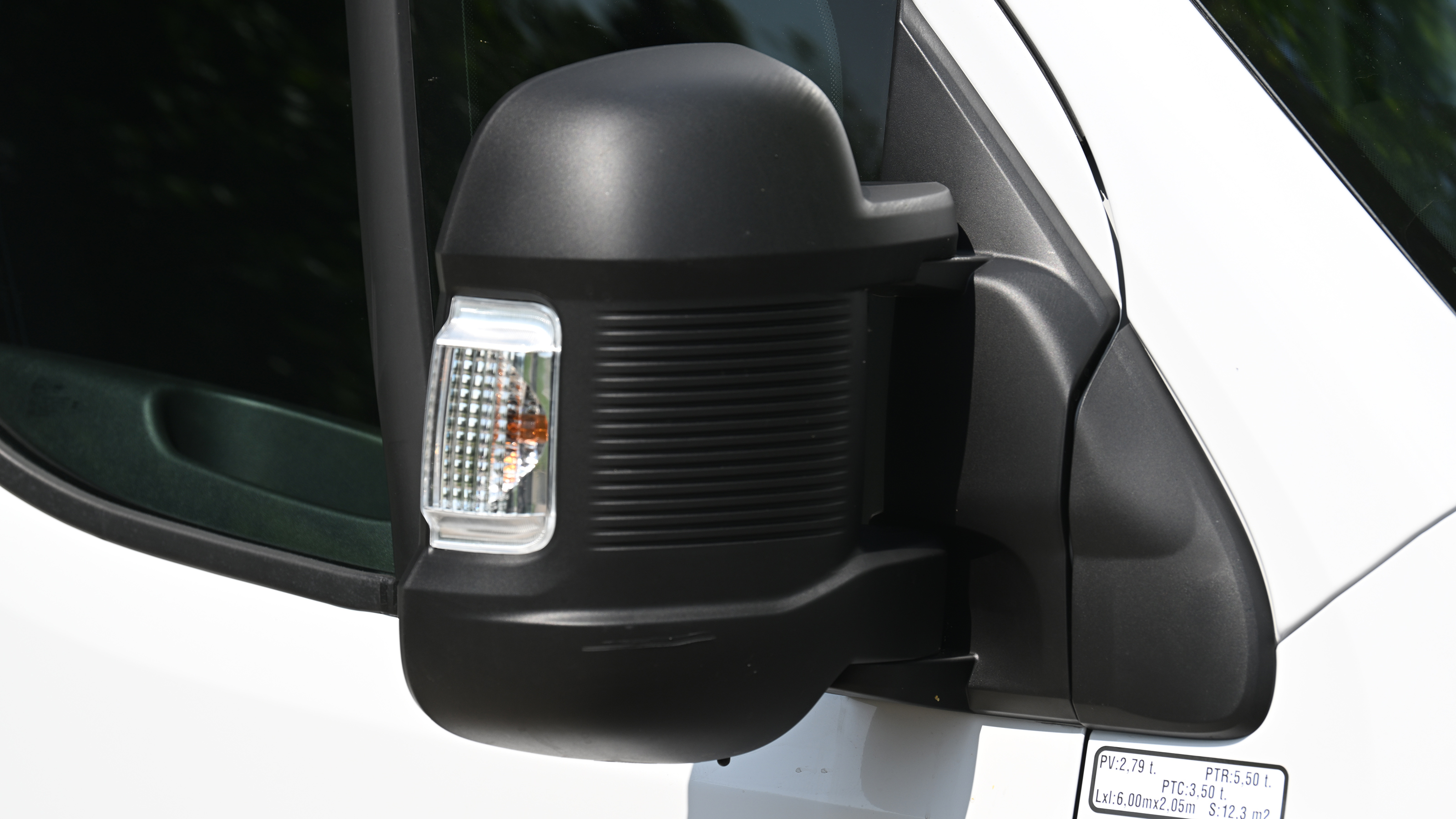 Citroen e-Relay - exterior door mirror