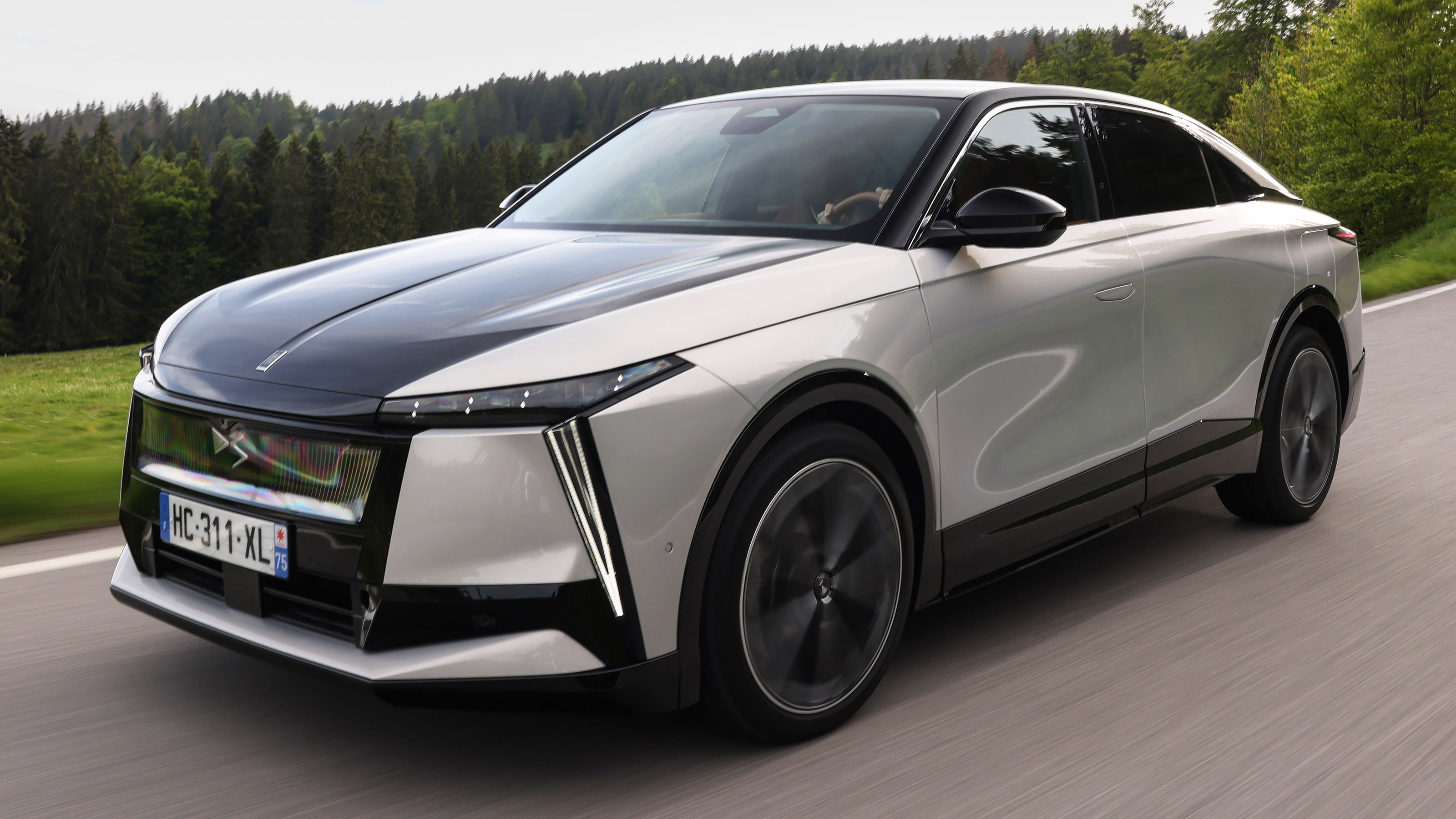 DS No8 - front