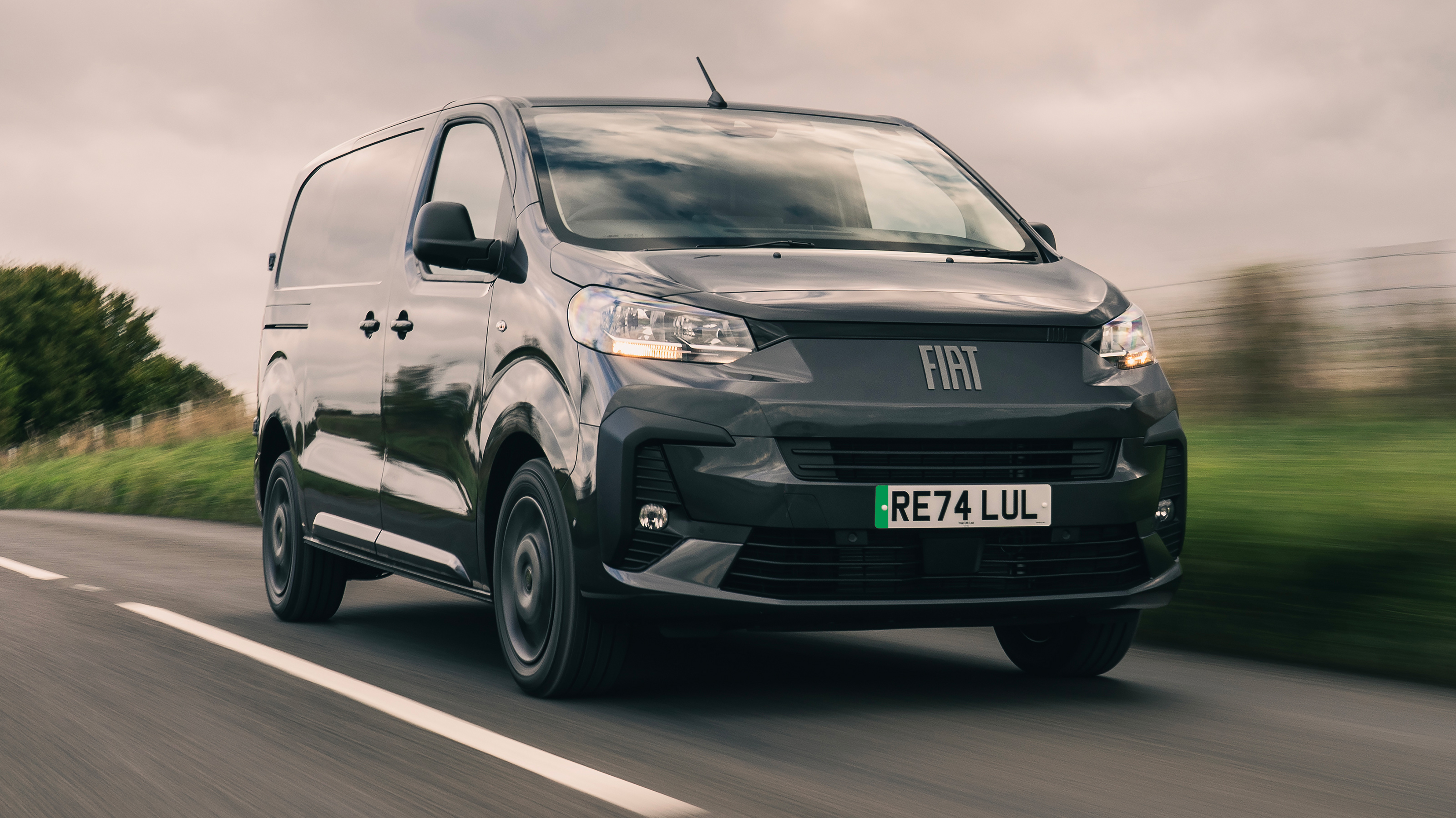 Fiat E-Scudo - front tracking