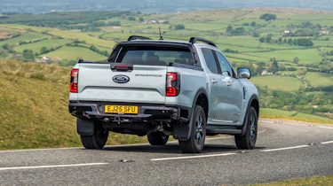 Ford Ranger PHEV - rear cornering