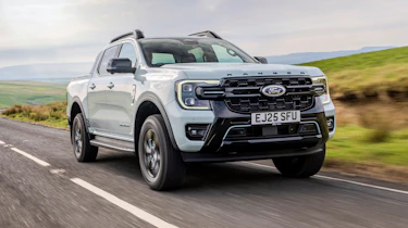 Ford Ranger PHEV - front tracking