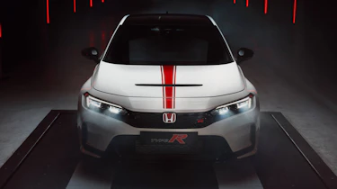 Honda Civic Type R Ultimate Edition - front end