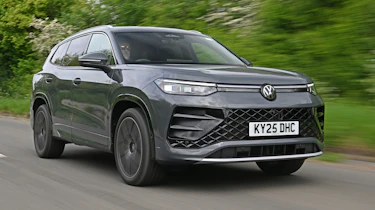 Volkswagen Tayron - front tracking