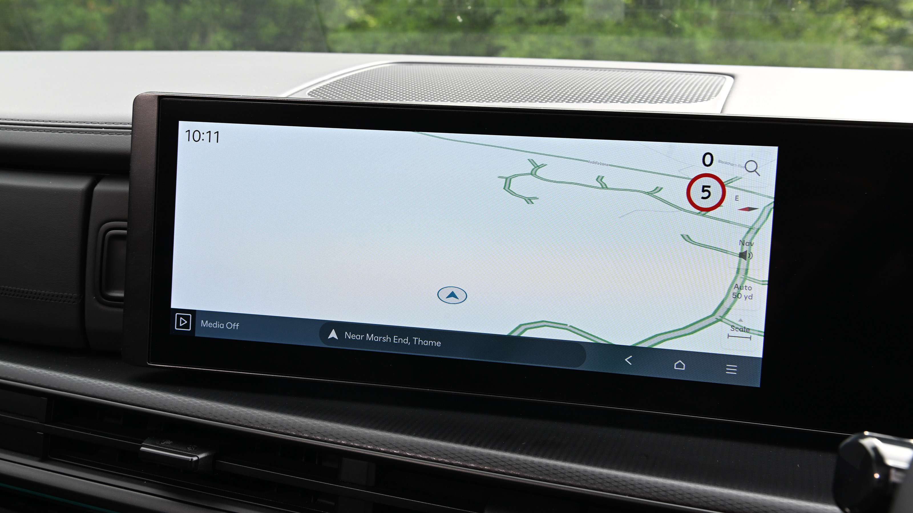 Hyundai Santa Fe - infotainment touchscreen 