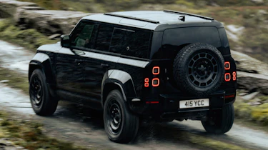 Land Rover Defender Octa Black - rear