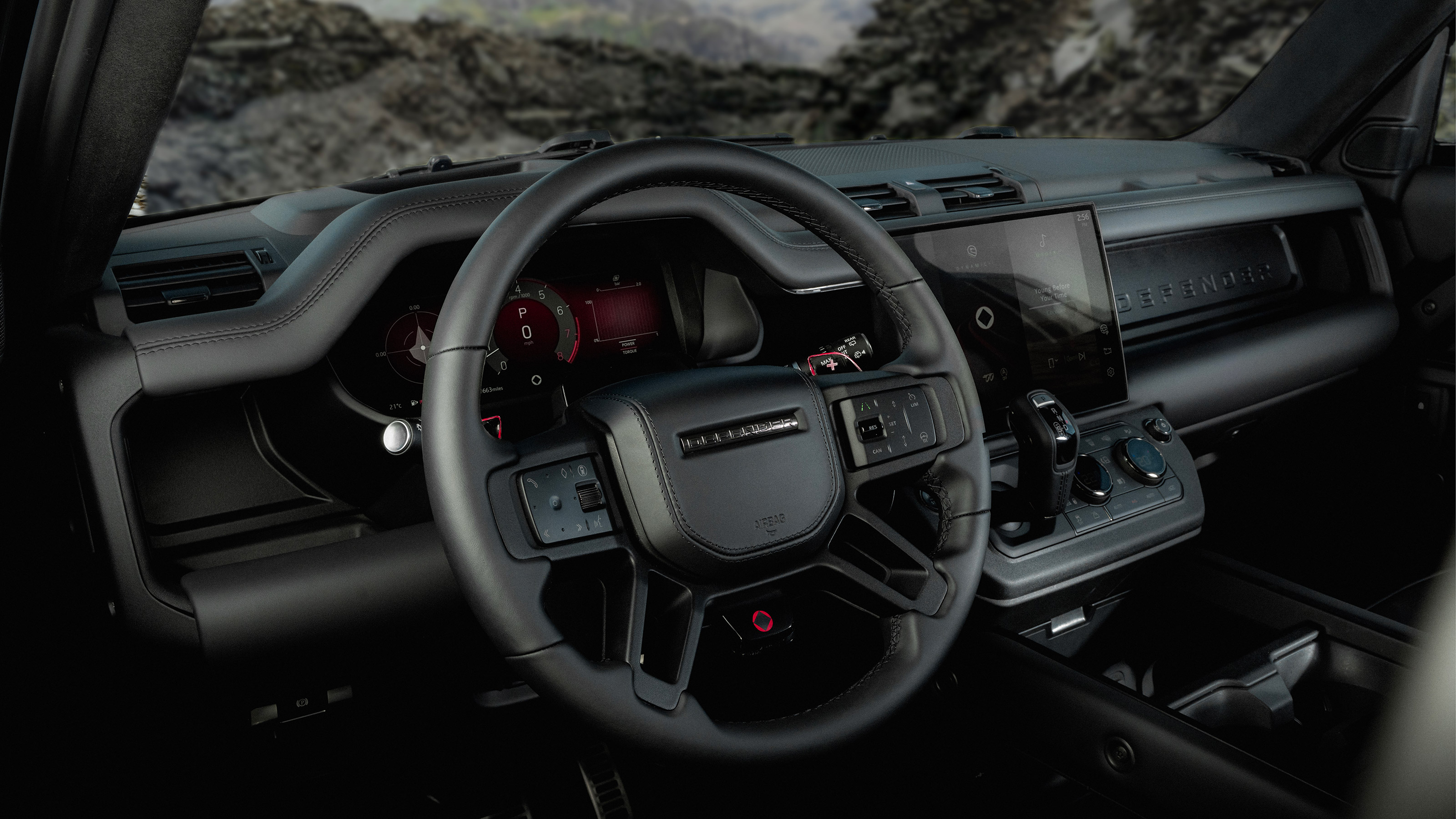 Land Rover Defender Octa Black - interior