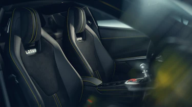 Lotus Emira Turbo SE - seats