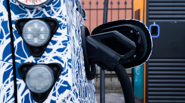 Mercedes VLE - charging socket