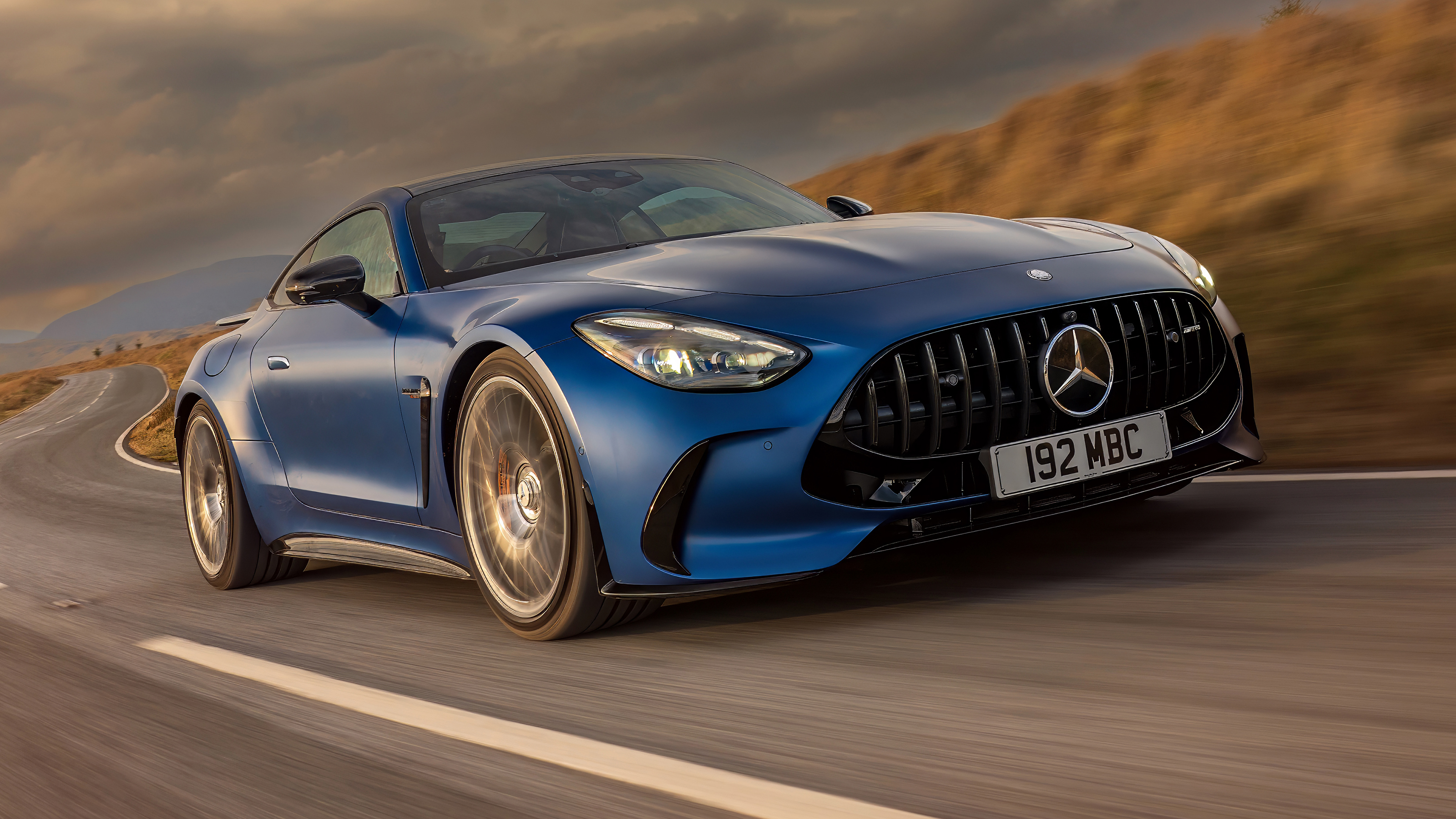 Mercedes-AMG GT 63 S E Performance - front tracking