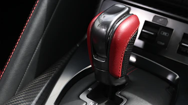 Nissan Nismo cars - GTR gearshift