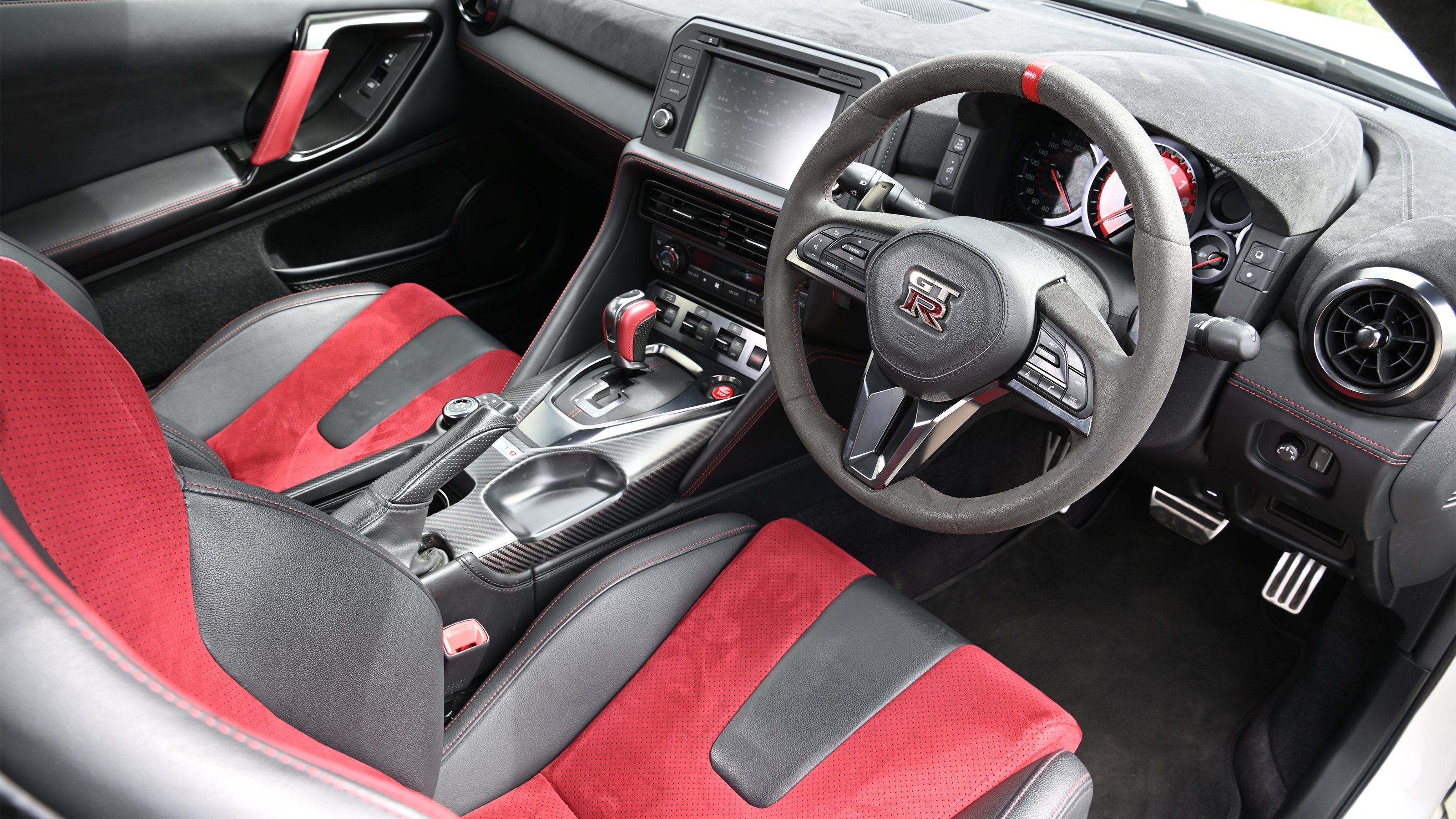Nissan Nismo cars - interior overview