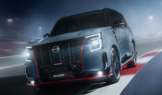 Nissan Patrol Nismo - front 3/4 dynamic