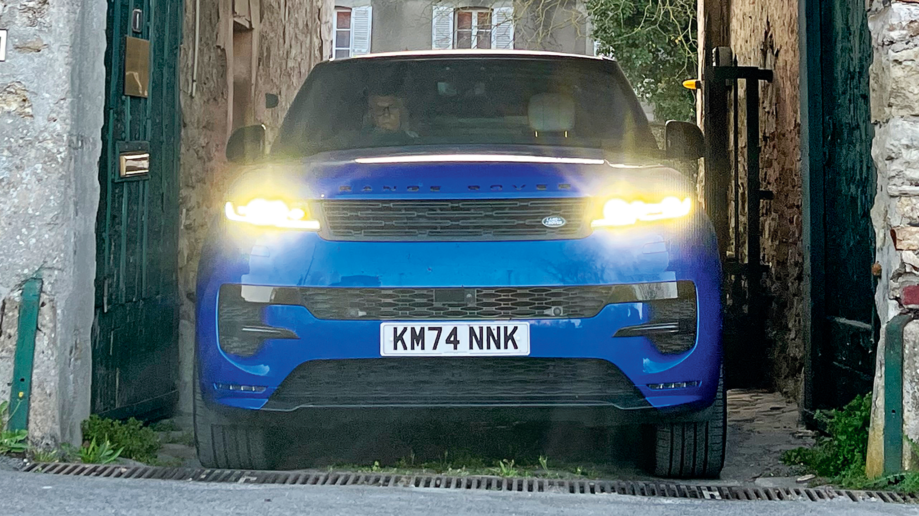 Range Rover Sport P550e Autobiography long-term - front end lights on