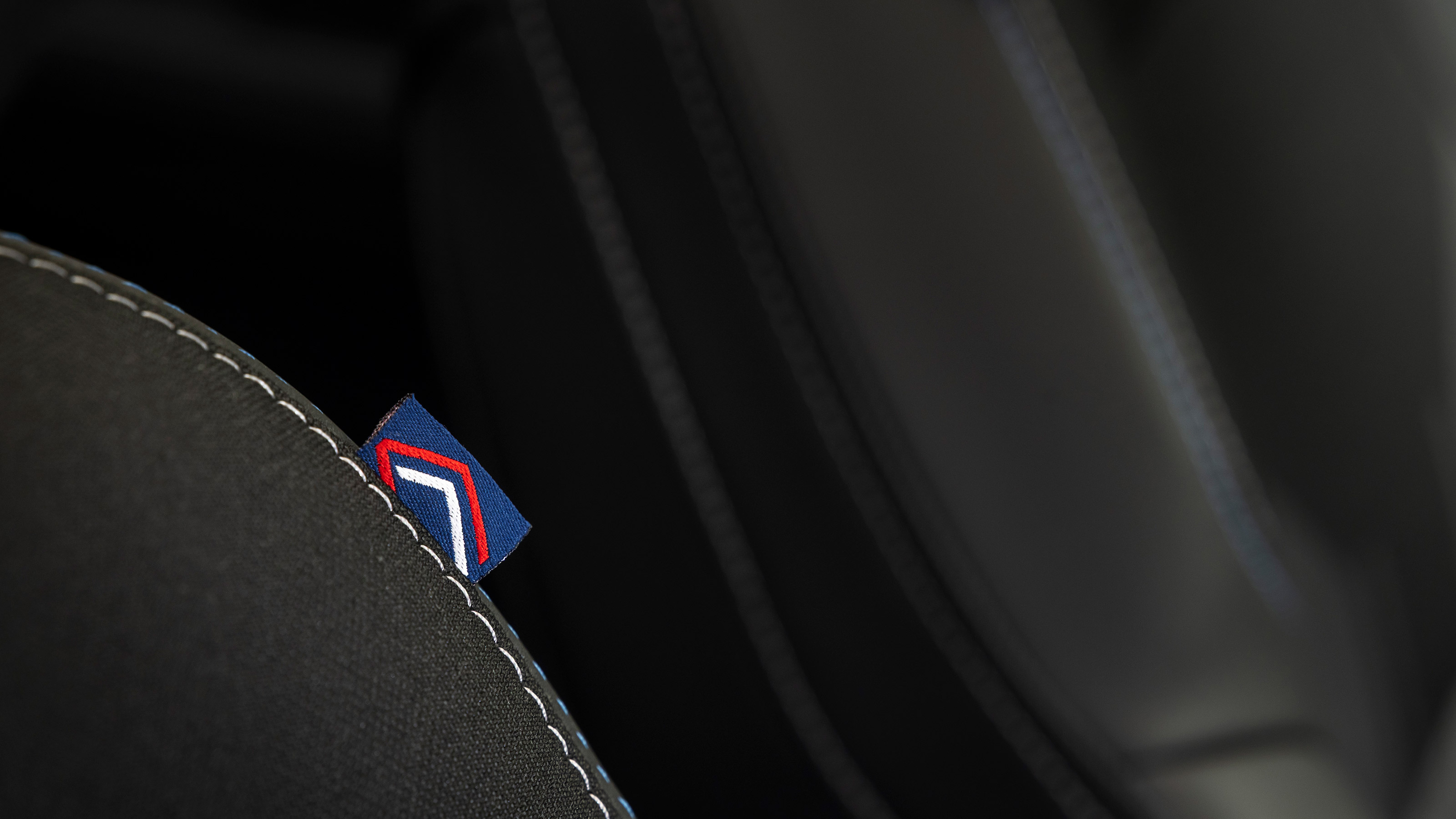 Renault Symbioz - seat detail