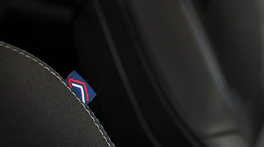 Renault Symbioz - seat detail