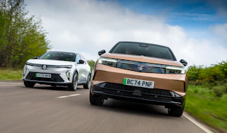 Vauxhall Grandland Electric and Renault Scenic E-Tech - front tracking