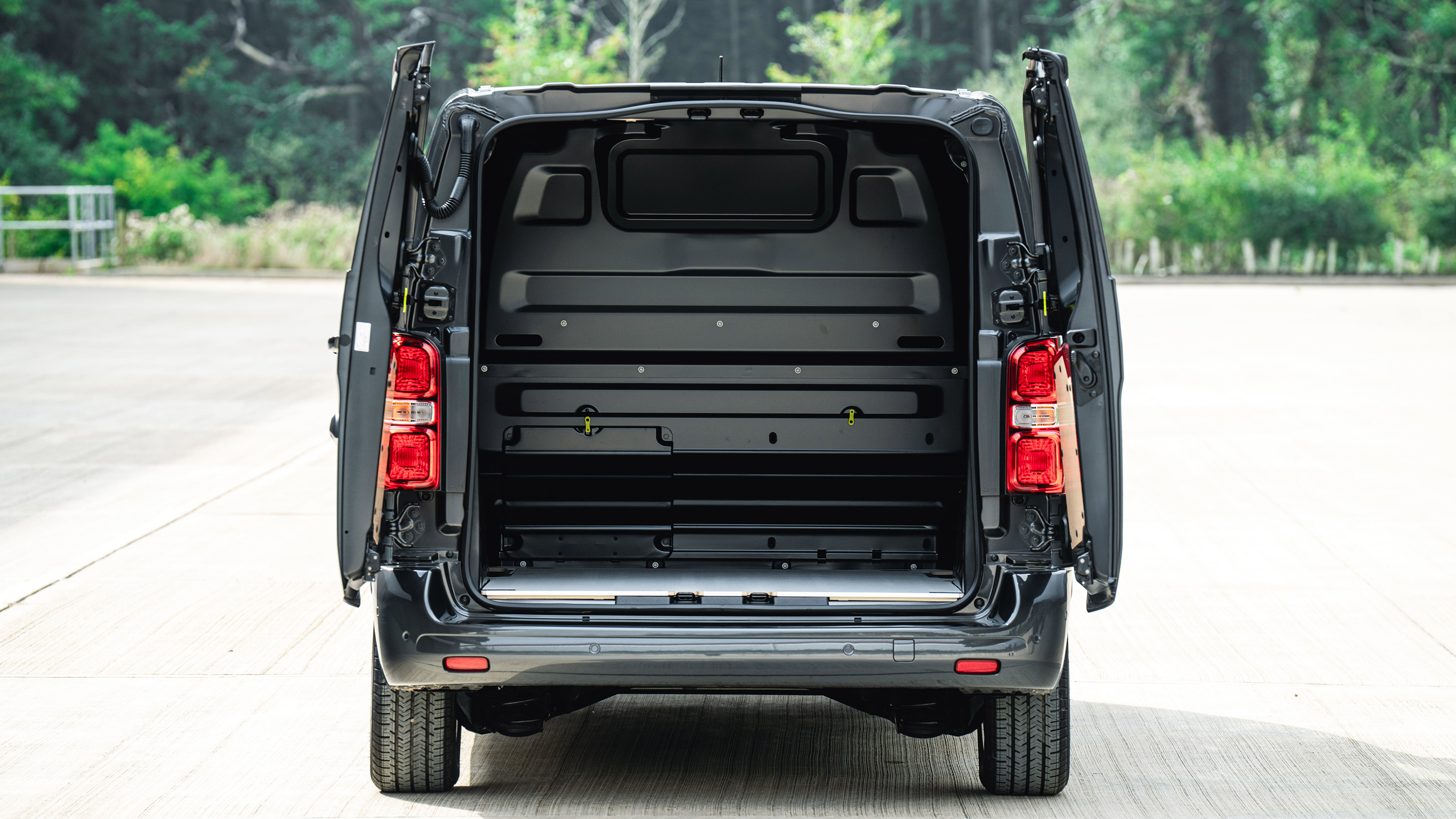 Vauxhall Vivaro Electric Pro - rear doors open