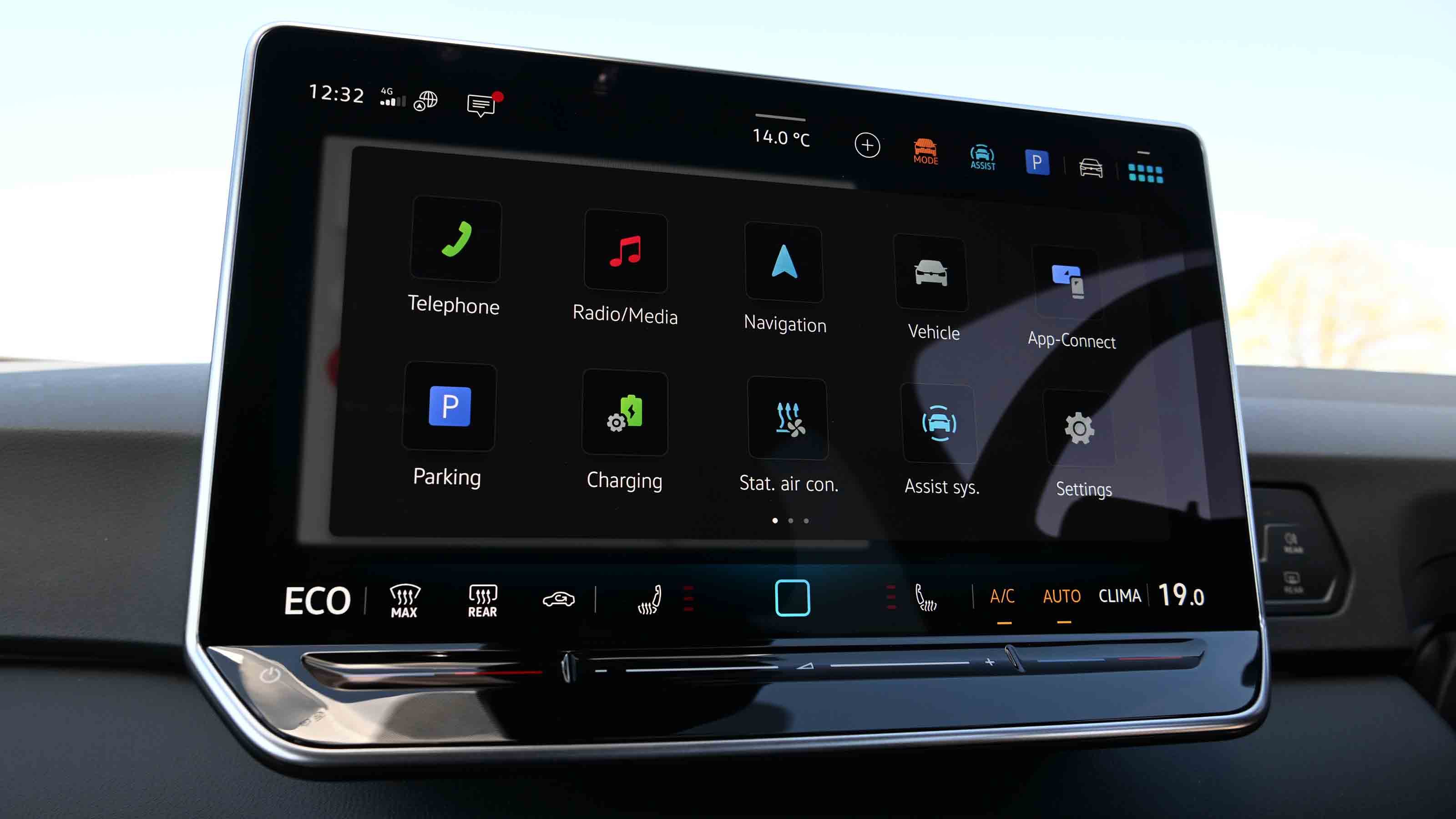 Volkswagen ID.3 - infotainment main menu