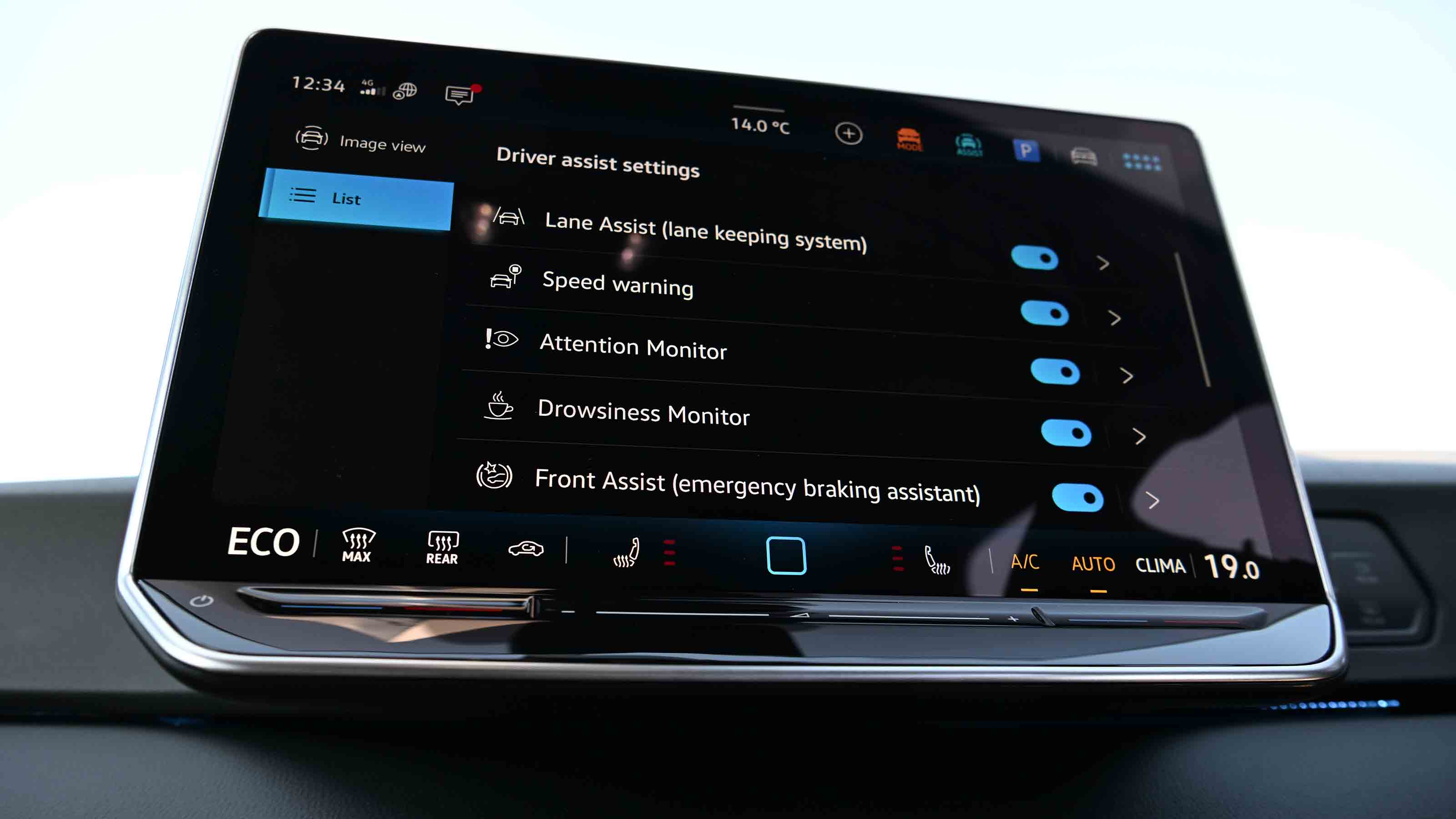 Volkswagen ID.3 - driving assistance menu
