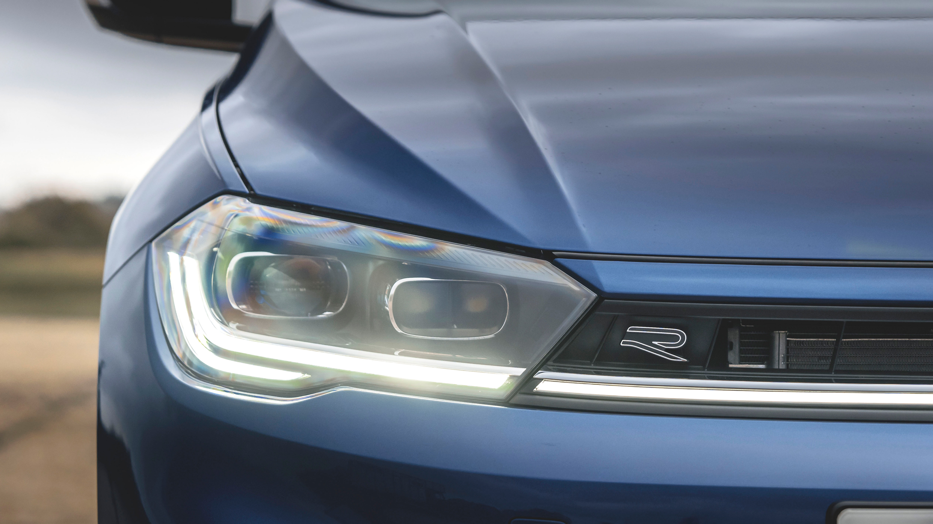 Volkswagen Polo - headlight